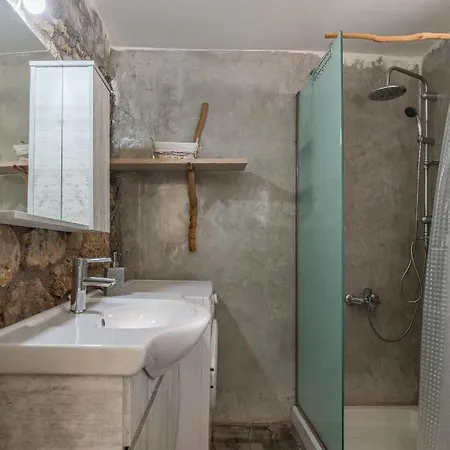 George's Island House With Plunge Pool