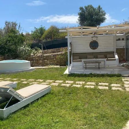 George's Island House With Plunge Pool Γούβες